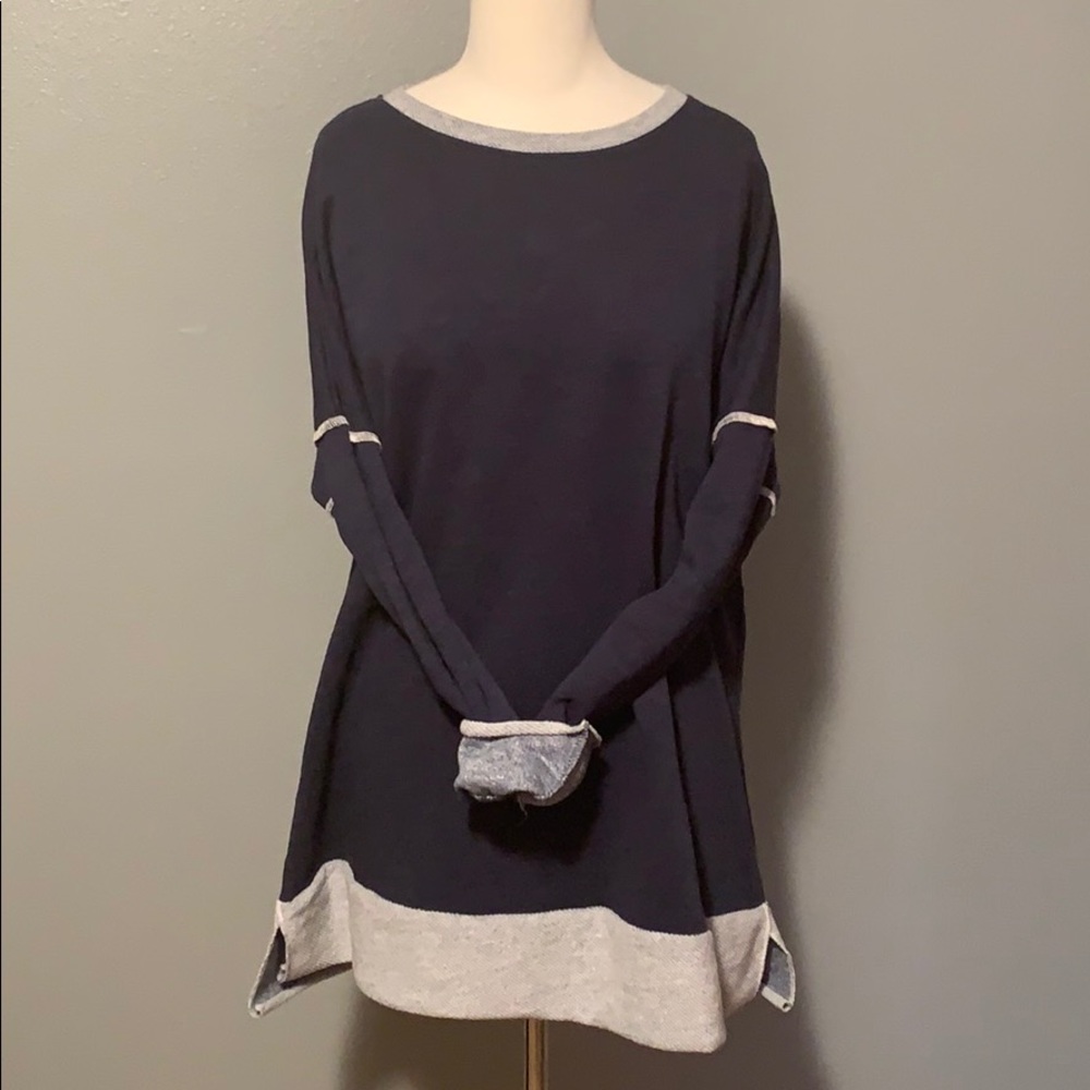 Mooi nu collection sweatshirt and roomy  tunic